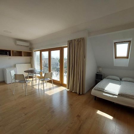 Familia Apartmanhaz Keszthely Luaran gambar