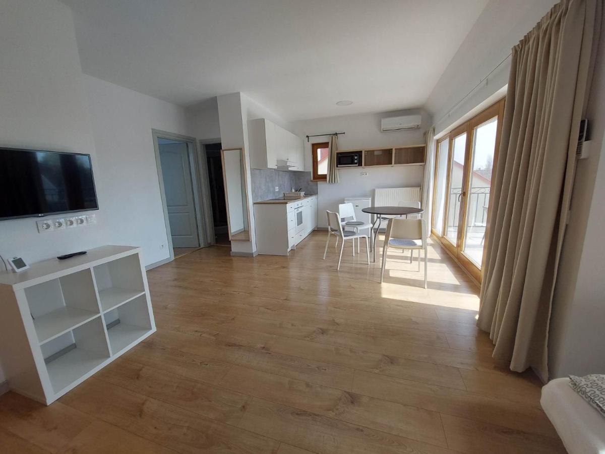 Familia Apartmanhaz Keszthely Luaran gambar