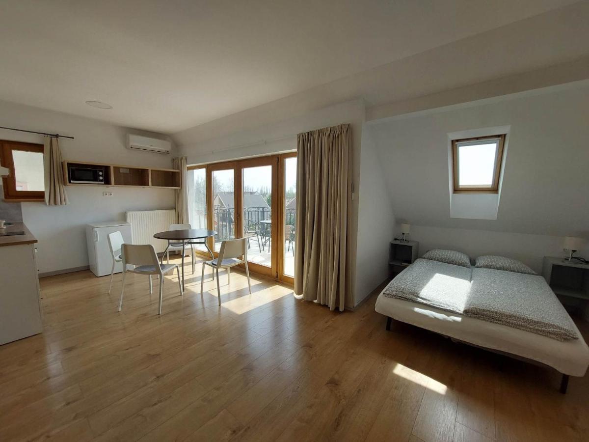 Familia Apartmanhaz Keszthely Luaran gambar