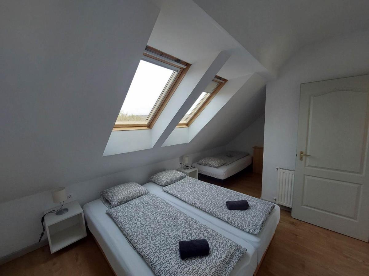 Familia Apartmanhaz Keszthely Luaran gambar