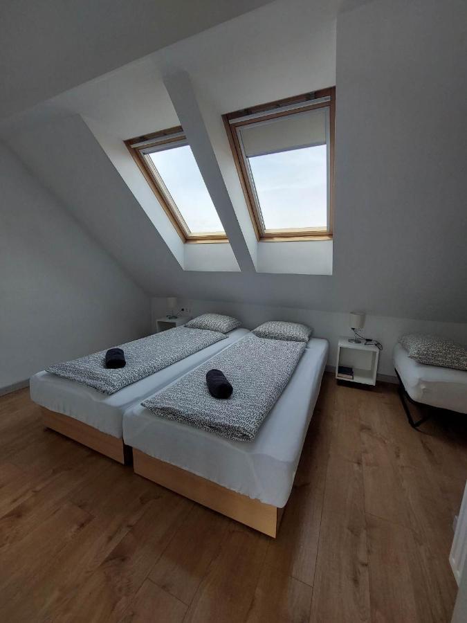 Familia Apartmanhaz Keszthely Luaran gambar