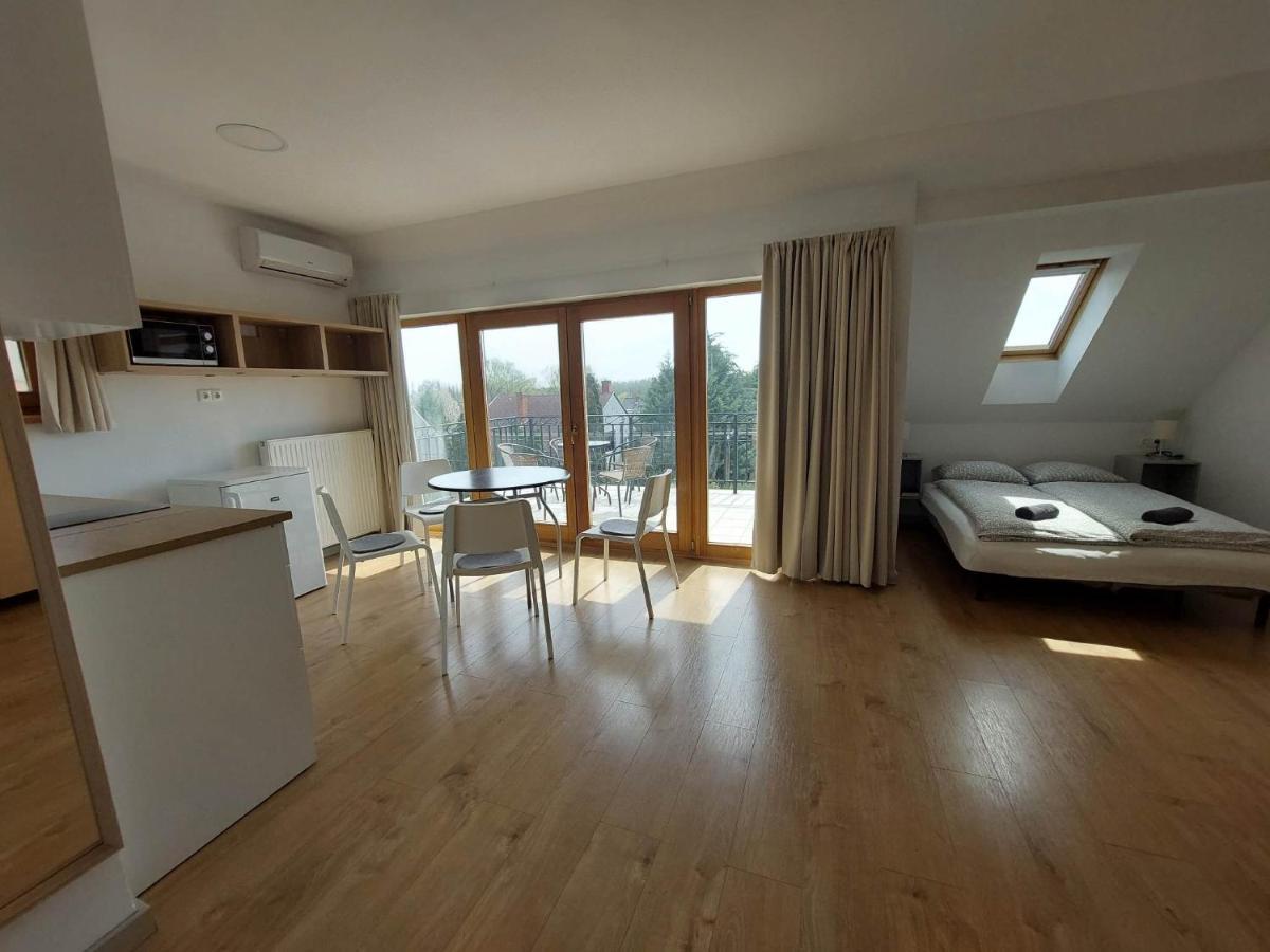 Familia Apartmanhaz Keszthely Luaran gambar