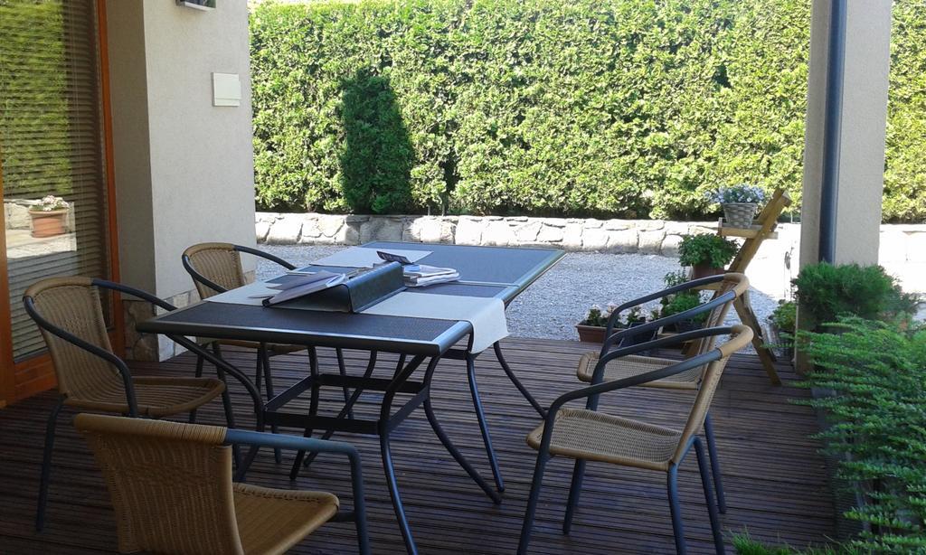 Familia Apartmanhaz Keszthely Luaran gambar