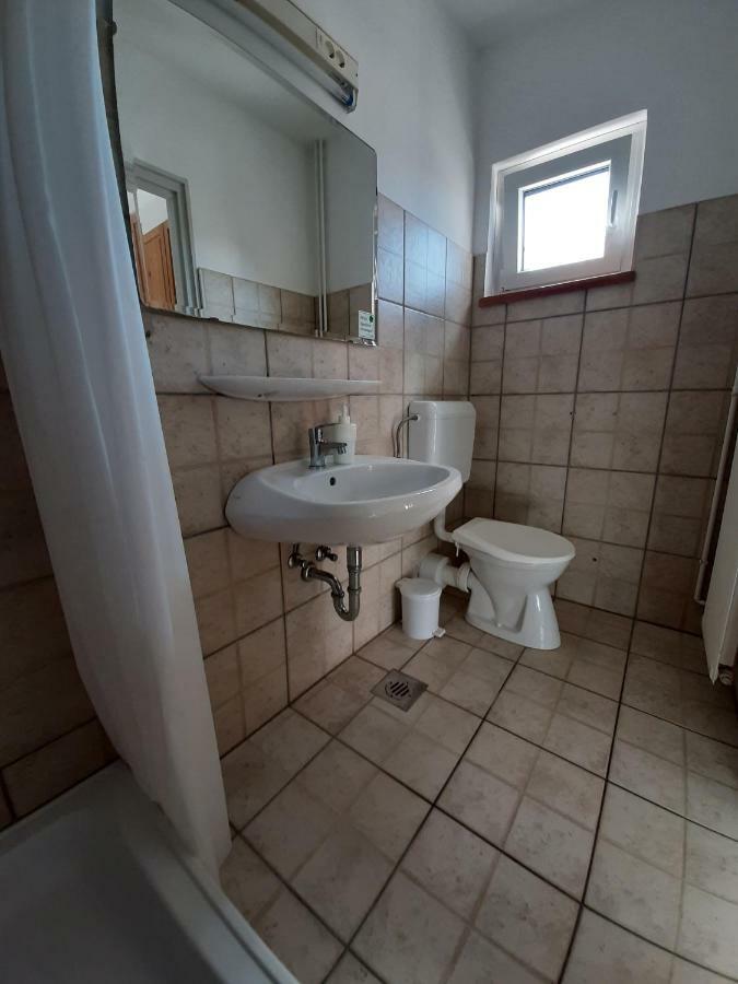 Familia Apartmanhaz Keszthely Luaran gambar