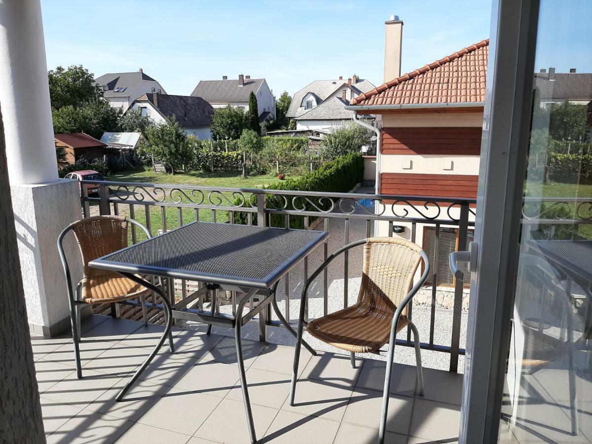 Familia Apartmanhaz Keszthely Luaran gambar