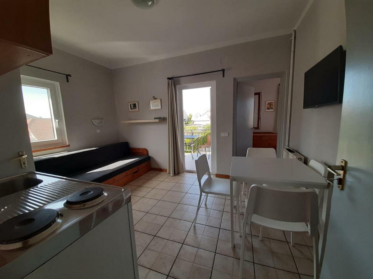 Familia Apartmanhaz Keszthely Luaran gambar