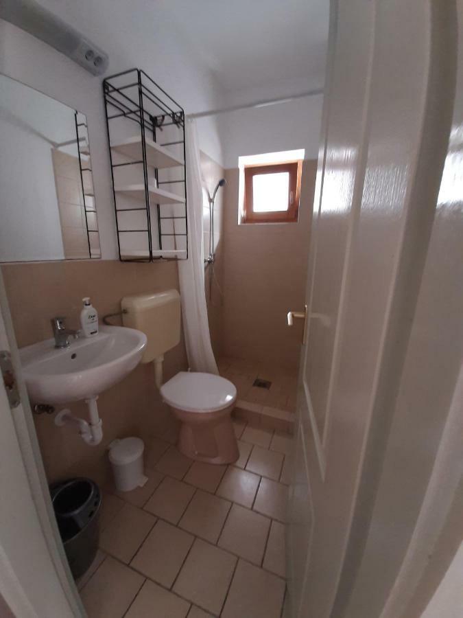 Familia Apartmanhaz Keszthely Luaran gambar